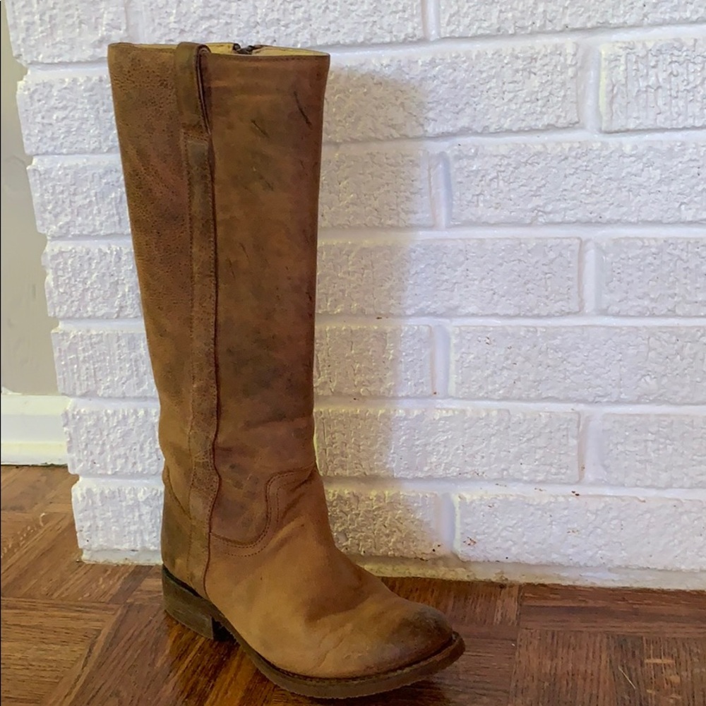 Justin zip up leather boots! Size 8M